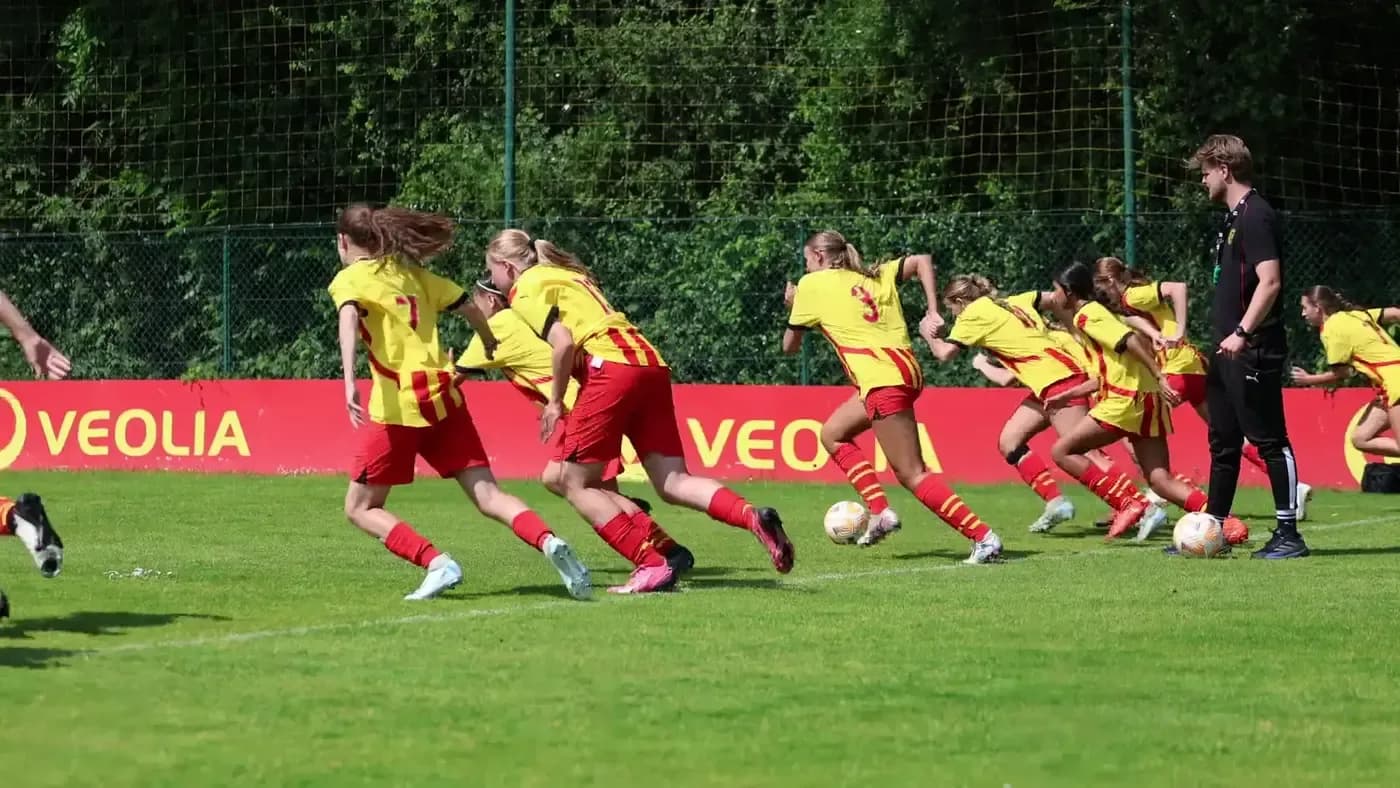 Players sprinting during a training drill