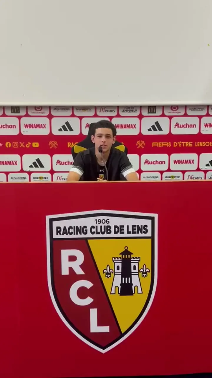 Santi, player, testimonial